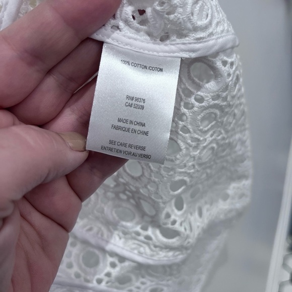 Samuel Dong Eyelet Jacket
Dress  white Size small white prairie - Picture 4 of 8